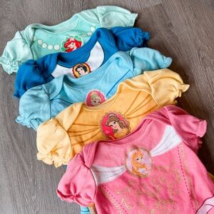 Disney Baby lot / bundle of Princess Onesies 0-3months